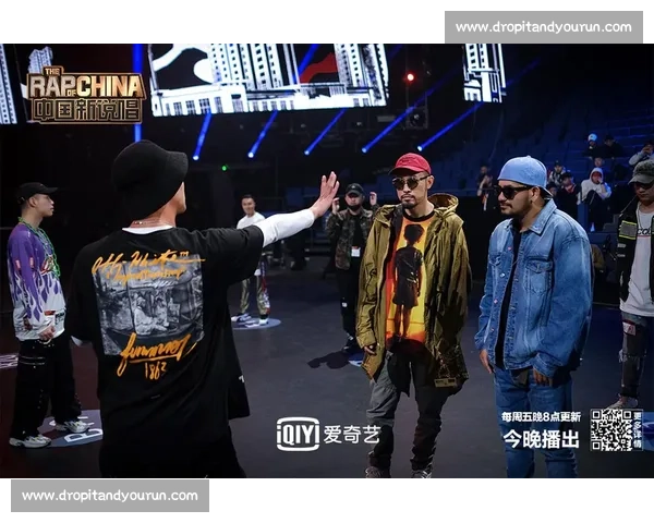 中国嘻哈地下比赛现场风云与新生代说唱力量崛起全景纪实记录篇章